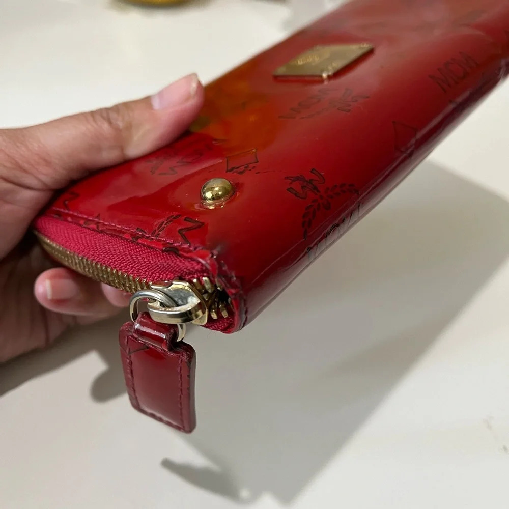 MCM LONG ZIPPERED WALLET - Picture 8 of 13